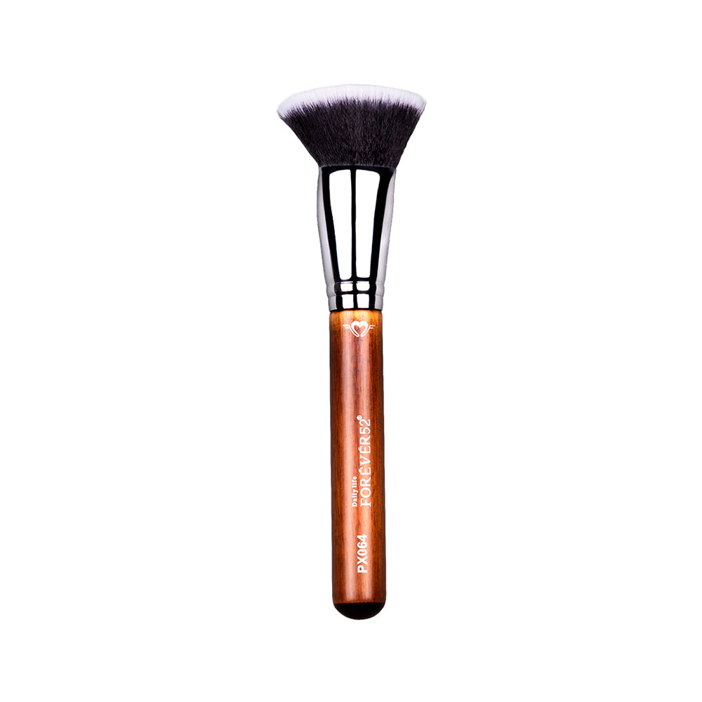 Triangle Foundation Brush - PX064