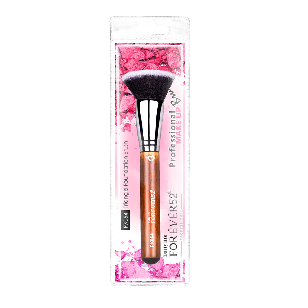 Triangle Foundation Brush - PX064